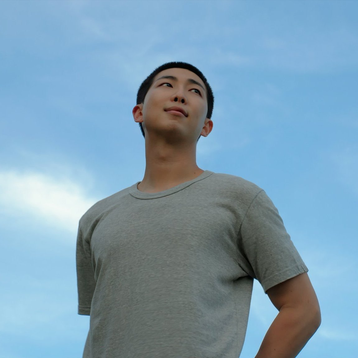 📊| #RM's “Right Place, Wrong Person” has now surpassed over 600k copies sold on Hanteo.

CONGRATULATIONS RM