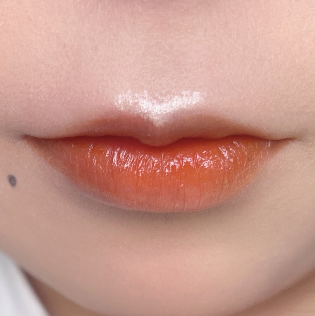 mycosmeaccount's tweet photo. #今日のメイク #ゴリ美のコスメ記録

👀トパーズ ベビーエスプレッソ
💄フルンフリン シャインユーグロウティント ゴールデンシャワー

#gifted #フルンフリン #frunflynn
#シャインユーグロウティント #飲み会リップ

手に塗ると山吹色みたいだけど私の唇に塗るとみかん色みたいで可愛い！💓💓💓 https://t.co/WaJANgpKSt