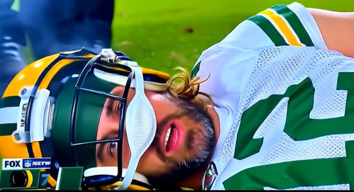 Adam914802's tweet photo. @PFTCommenter @BarstoolBigCat this you? https://t.co/O3SFZQfwMr