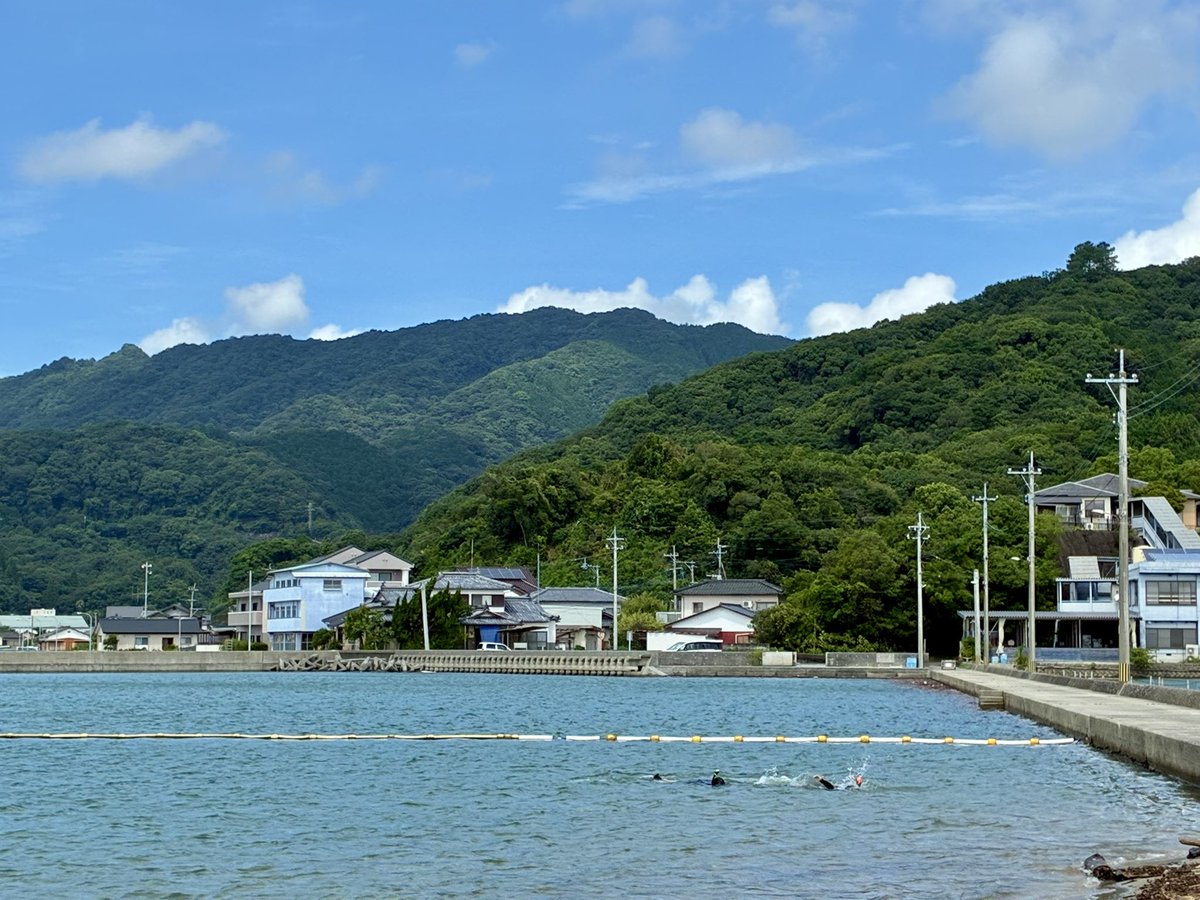 大自然を満喫しております
誰もいなくて泳ぎ放題