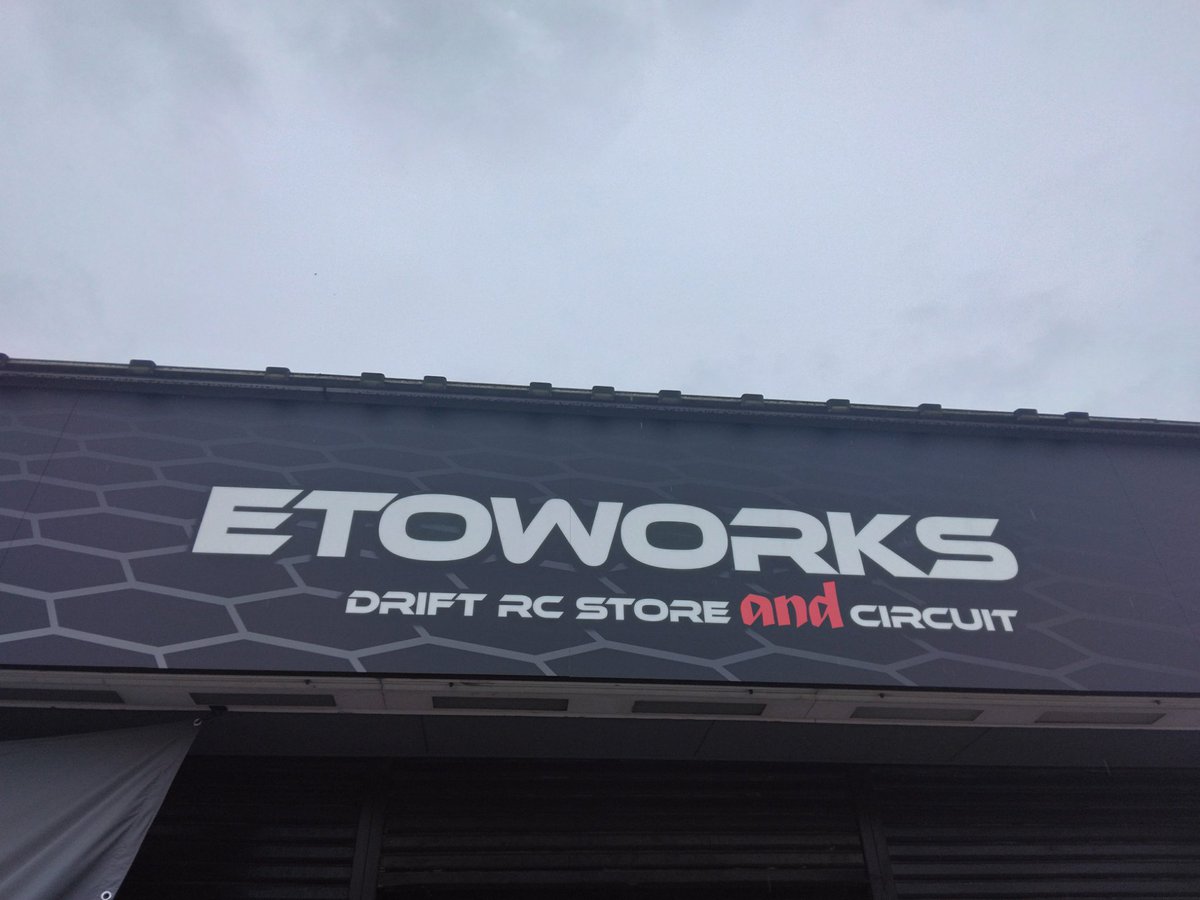 今日はETOWORKSさんに
おじゃましています！
よろしくお願いします🙇
#ETOWORKS