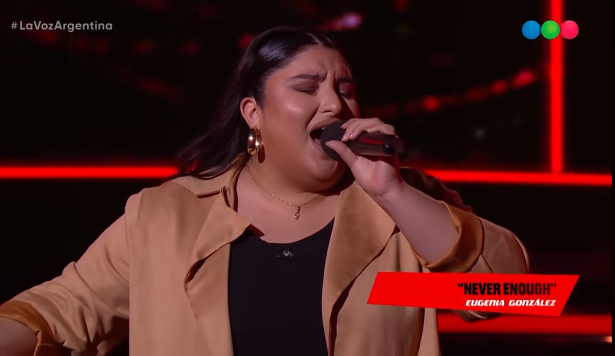 GadaAgus1's tweet photo. Lo de las mujeres este primer día de KO fue una locura, devoraron TODAS, pero lo de ELLA 🥵🥵🥵 #LaVozArgentina https://t.co/yP5phEIpSj