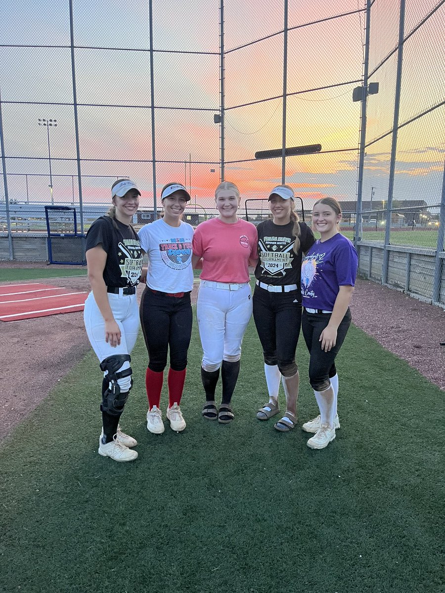 abby lay tweet media