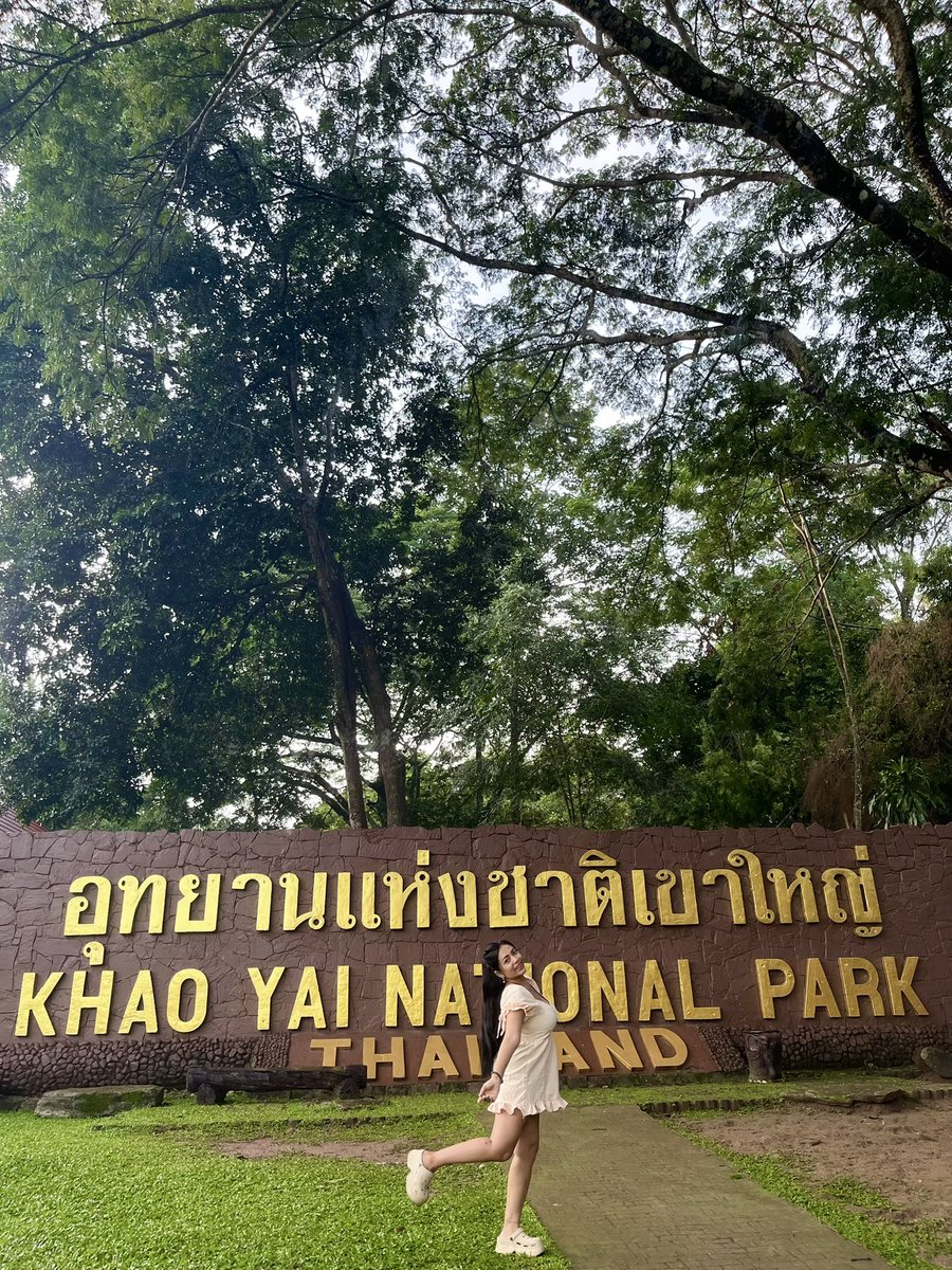 อยู่นี่นะคะที่รัก
