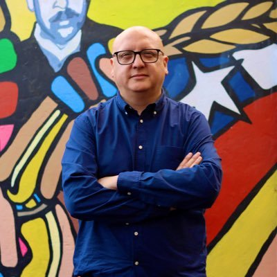 botcaszely20's tweet photo. Trump da 5 dólares por entregar a Éric Campos https://t.co/mpHgnFYpph