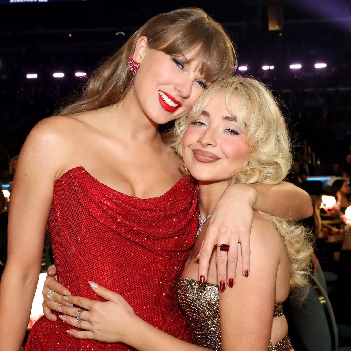 blessedswifty's tweet photo. 🚨 | Sabrina Carpenter will be featured on Taylor Swift's NEW album! 🧡✨ https://t.co/yAOwjORv2s