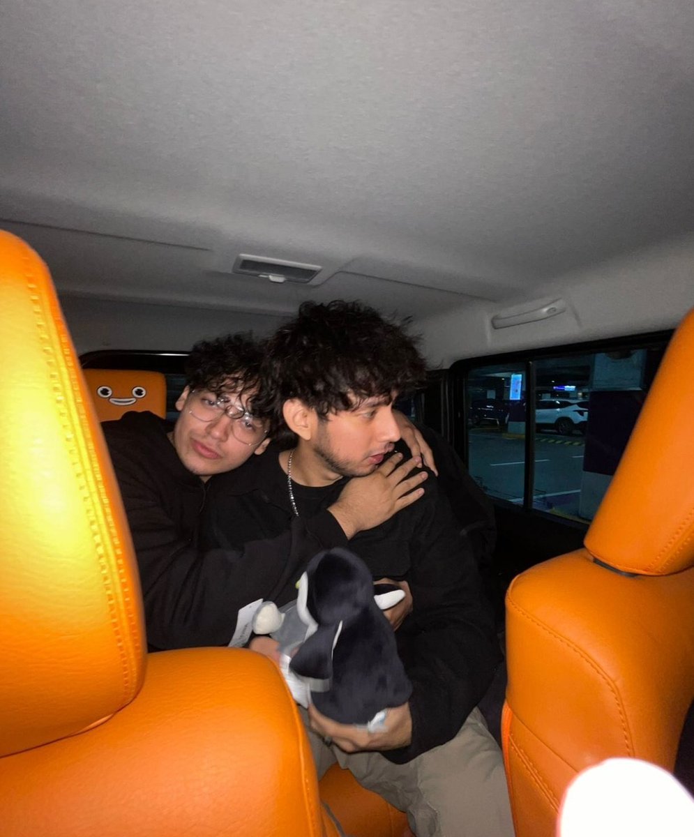 duxoupdates's tweet photo. ✸ 🏷️ Duxo is here! ━━ ( @/ estailusg )’s Instagram https://t.co/HLDMZZqo0B