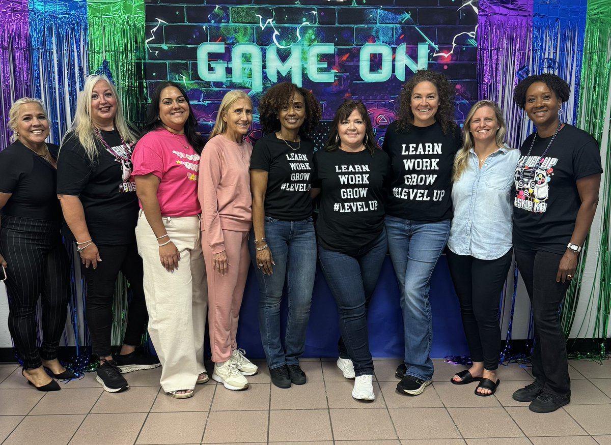 IBPeskoeK8's tweet photo. Kicking off our year with an amazing start! We are leveling up!! #peskoek8 #bearnation🐻 #peskoepride❤️ #YourBestChoiceMDCPS
#wherethemagichappens✨
#togetherweareafamily
#itstimetolevelup🎮 @MDCPSSouth @MDCPS @SupDotres https://t.co/0z4pSfGH1f