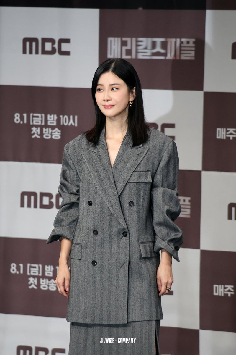 이보영 아카이브 tweet media