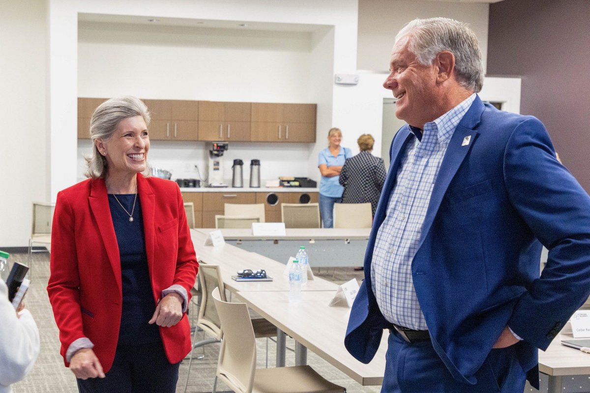 Joni Ernst (@senjoniernst) on Twitter photo I spent the morning talking with small business owners alongside <a href="/RepAshleyHinson/">Ashley Hinson</a> and <a href="/SBA_Kelly/">Kelly Loeffler</a> to hear how we can support them in Washington and continue to unleash Main Street! I spent the morning talking with small business owners alongside <a href="/RepAshleyHinson/">Ashley Hinson</a> and <a href="/SBA_Kelly/">Kelly Loeffler</a> to hear how we can support them in Washington and continue to unleash Main Street!