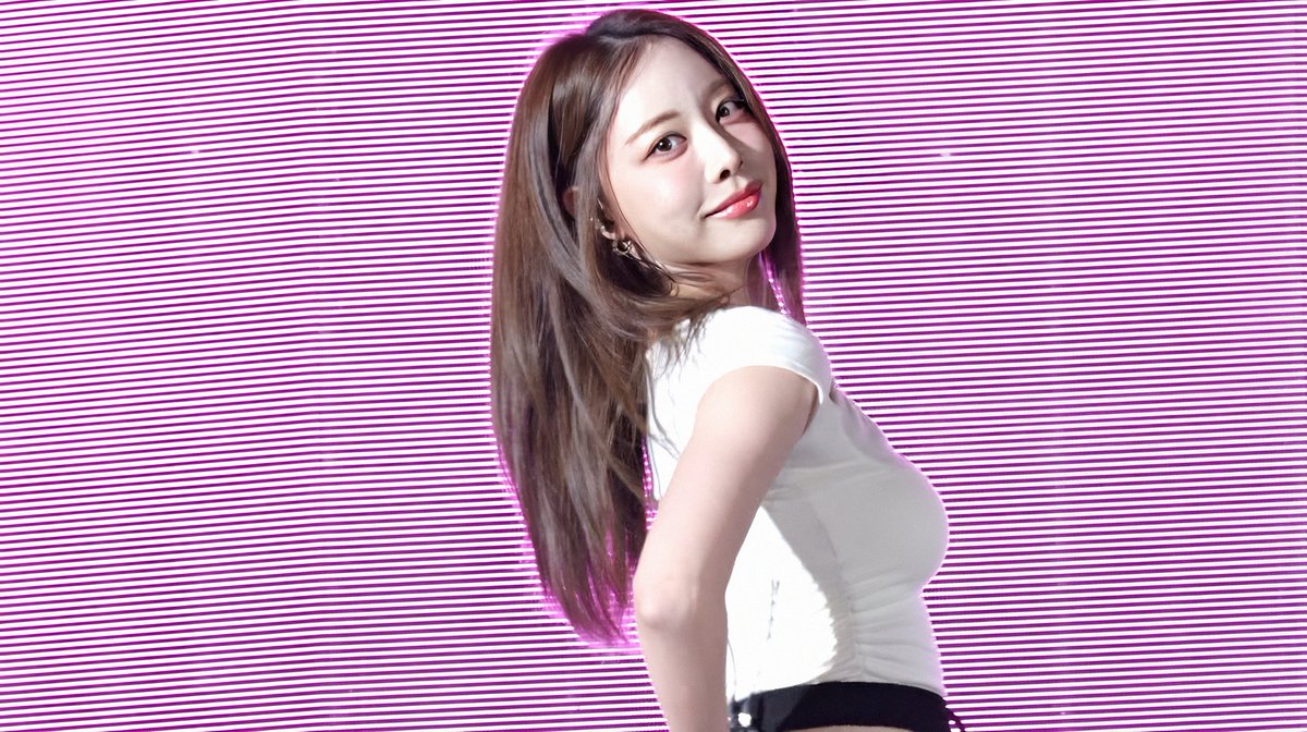 K_BBee_BBG's tweet image. 250810 Love2 브브걸 은지🐰
세로직캠 대전 0시축제

🎵Youtube :
youtu.be/tKdHxFf1YHI?si…

#Love2 #Eunji @weare_bbgirls