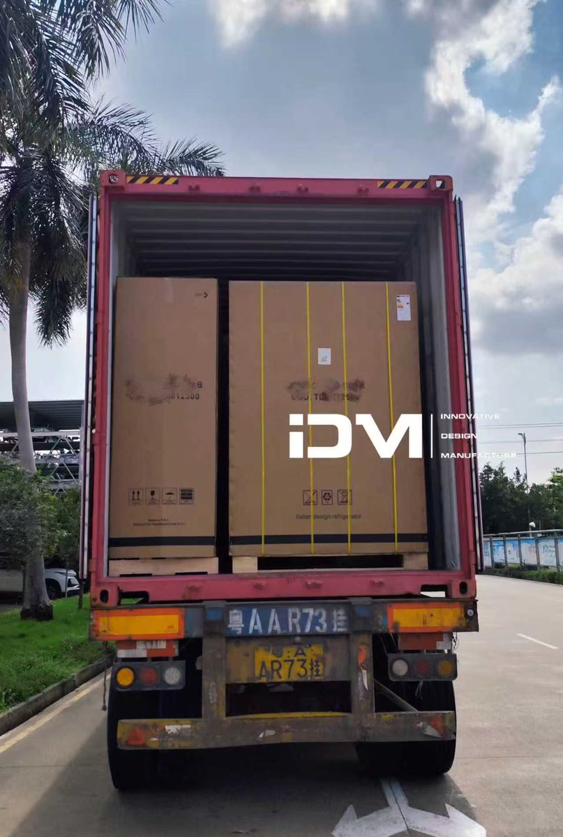 IDM__China's tweet photo. Hot Demand, Cold Storage! 🔥❄️
Just shipped 2 containers premium display refrigeration! IDM - Your international cold storage partner! 📦

#commercialrefrigeration #commercialrefrigerator #REFRIGERATION #cooler #beveragecooler #uprightdisplay https://t.co/wSx3PaZA9U