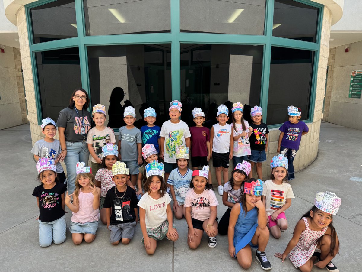 Our day was all about smiles, laughs and getting to know each other! It’s going to be a great year with this group. #burtonexperience #wrbschool