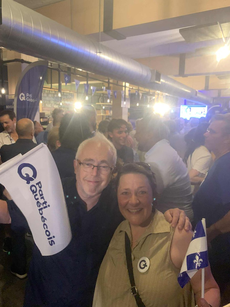 Grosse victoire du <a href="/partiquebecois/">Parti Québécois</a> dans #Arthabaska !

Nous y étions !!

Vive l'indépendance !!