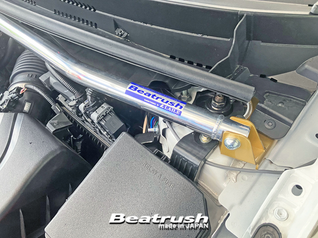 LAILE_BEATRUSH's tweet photo. 【新製品案内】
TOYOTA GRヤリス (GXPA16) 用パーツの新発売！！

後期型用 フロントストラットタワーバー
￥31,900-（本体価格 ￥29,000-）

宜しくお願い致します。

https://t.co/7DZndWjAs4 https://t.co/8VyWfi9y2n