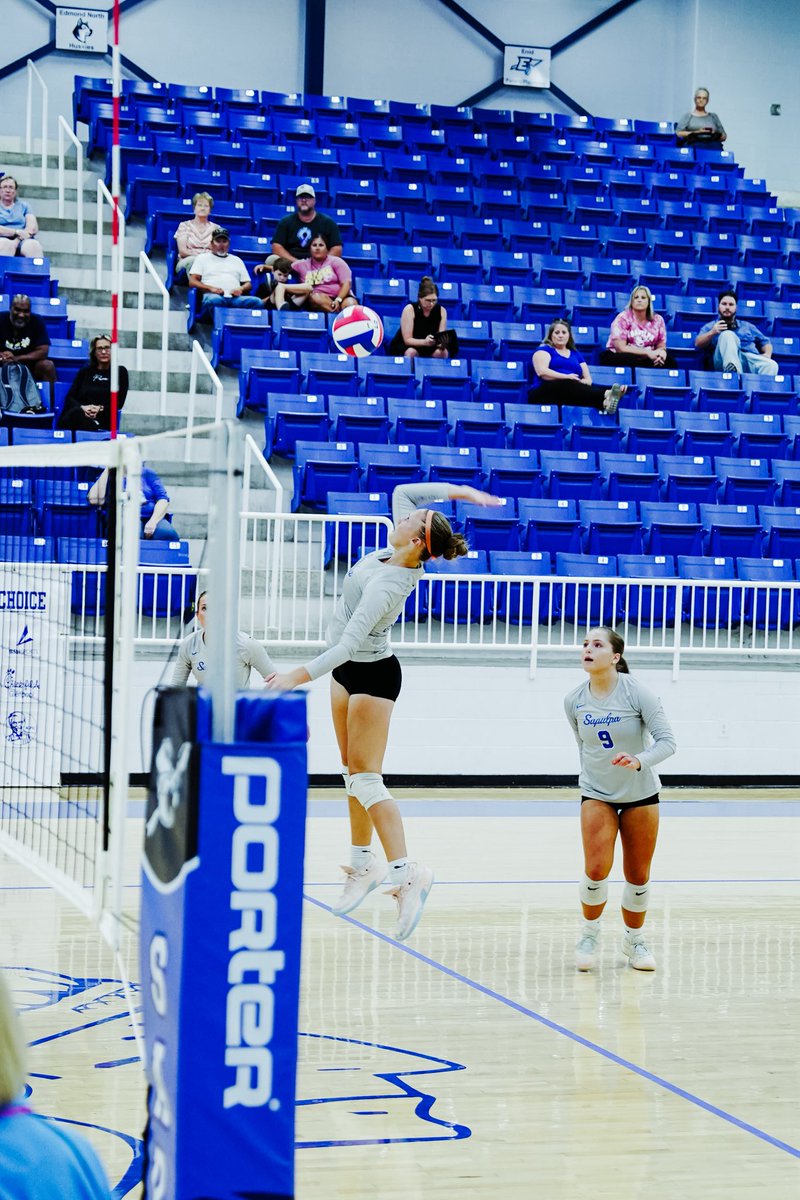 ChieftainAth's tweet photo. Lady Chieftains 🏐 start the season off with a W vs. McAlester🔥‼️

#onamission #chieftainstrong https://t.co/YM29YvEZUd