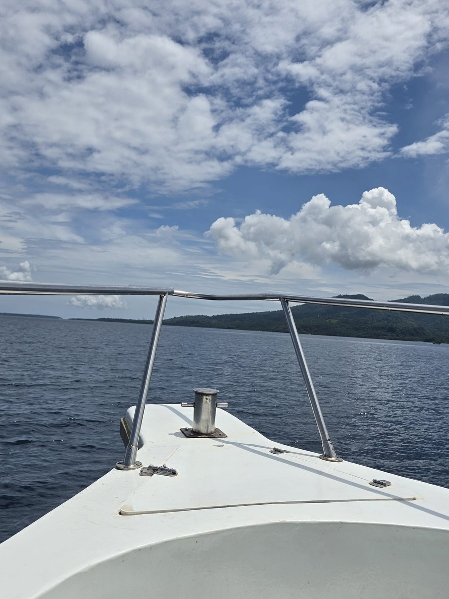 *meeting siang diresched ke malem

*gabut di Manado sampe jam 19.00

Let's gooooooo