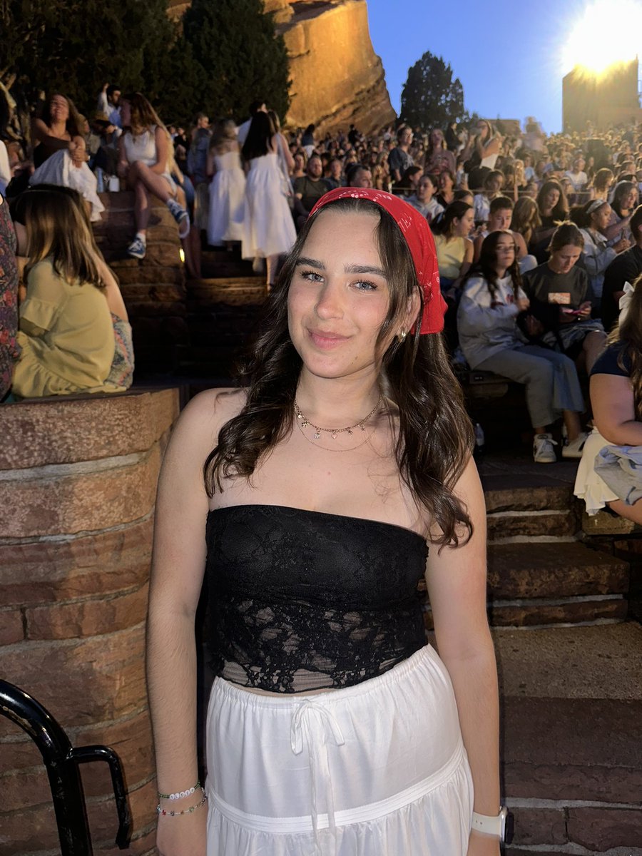 .<a href="/wiffygriffy/">griff has vertigo 😵‍💫</a> bandana secured