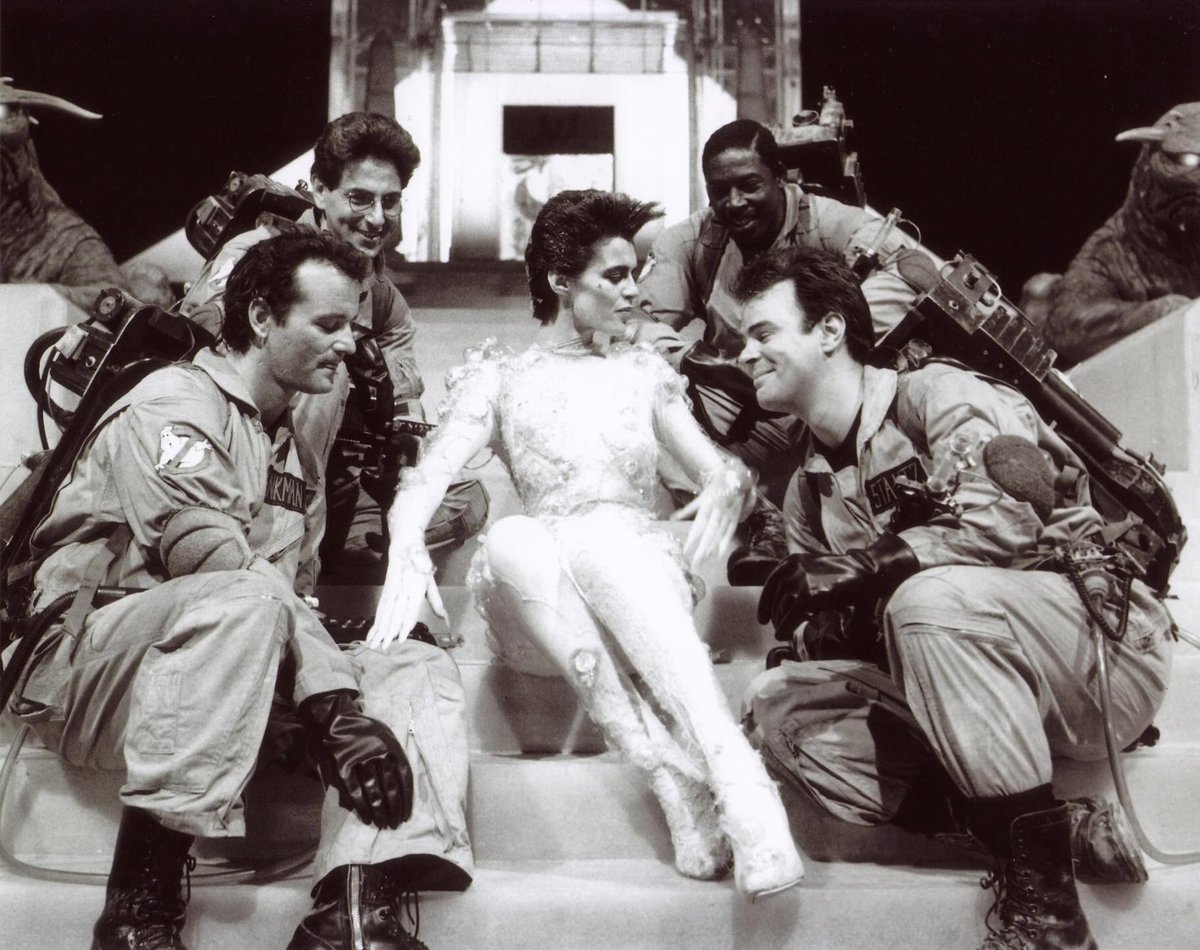 GBNewsdotcom's tweet photo. Bill Murray, Dan Aykroyd, Harold Ramis, Ernie Hudson, and Slavitza Jovan on the set of Ghostbusters (1984). https://t.co/9fdKEHfMK1