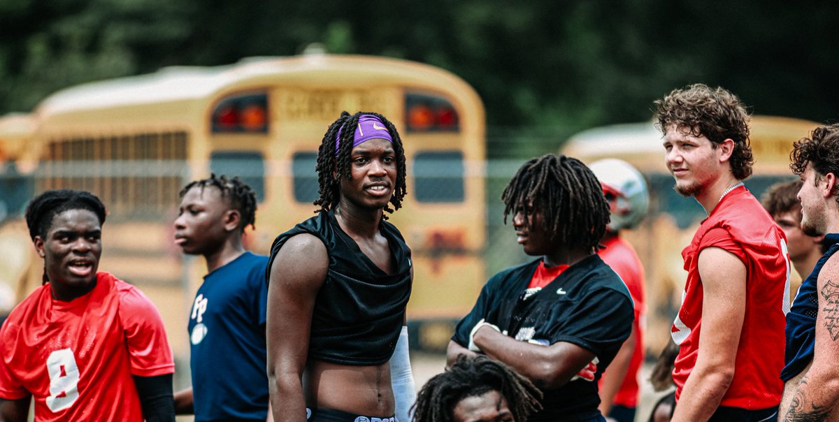 Dezyrian Ellis tweet media