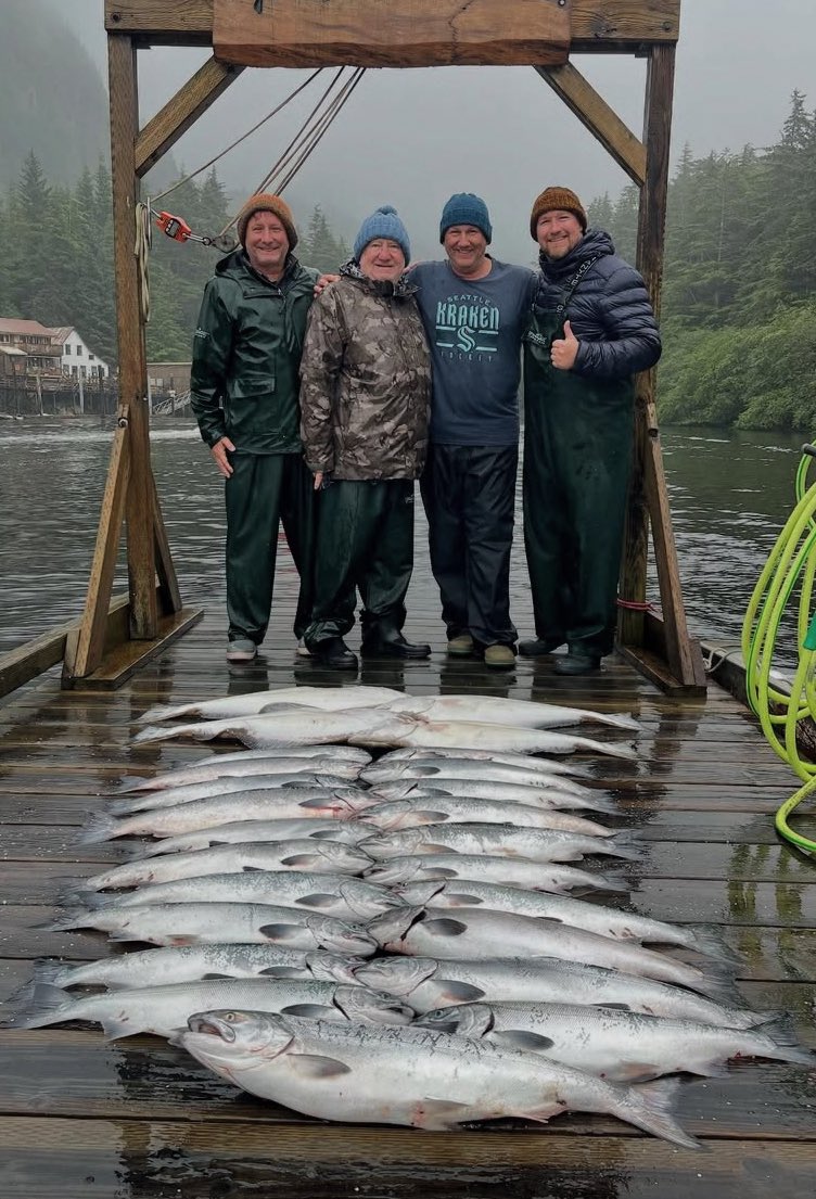 Hey <a href="/SeattleKraken/">Seattle Kraken</a> <a href="/SEAbuoy/">Buoy</a> I haven't come close to a grizzly bear like you, but I'm seeing plenty of salmon!