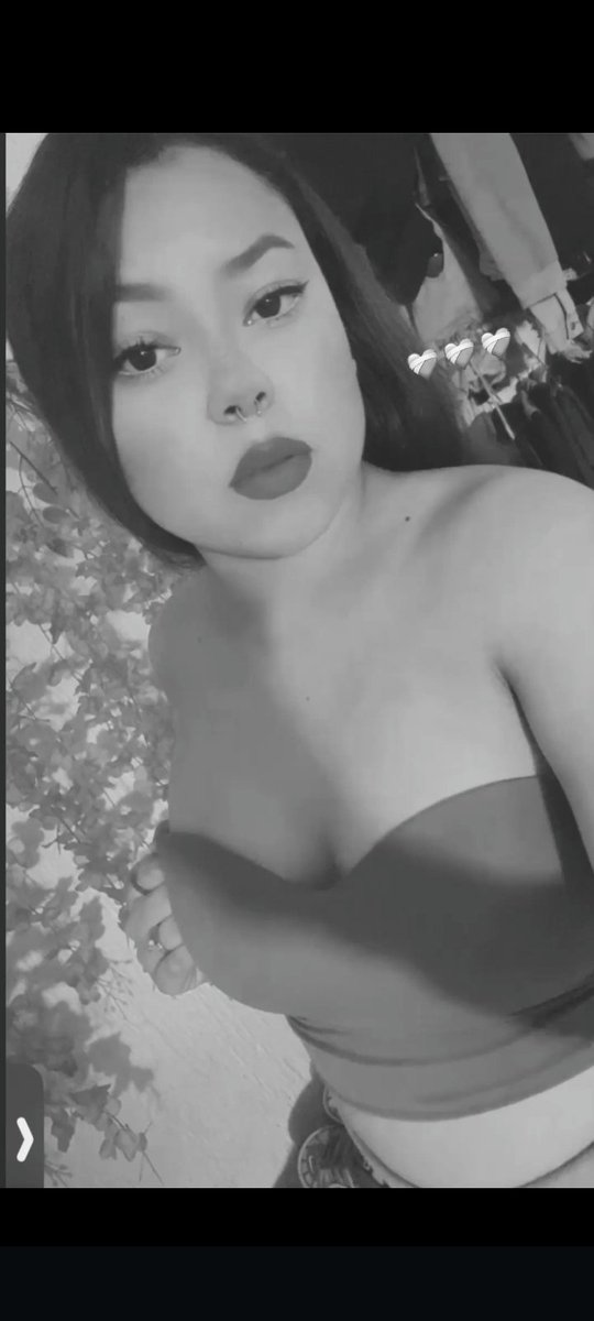 Un s3guid0r me p1di0 que expong4 a sv h3rm4n1ta 🤤🙈