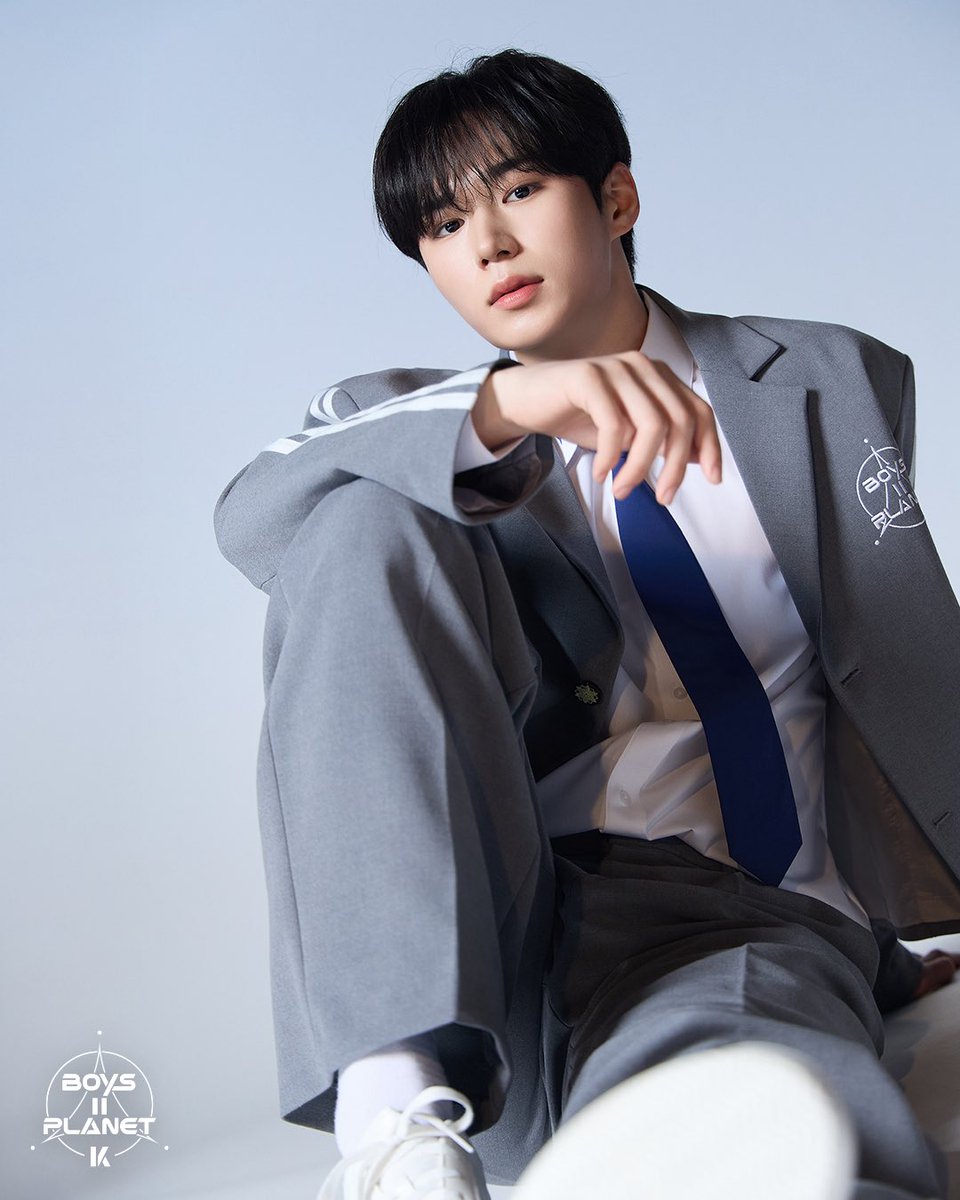 caratswan's tweet photo. Anyone else watching boys II planet? I am starting to think I just have a thing for idol actors as I'm rooting for Kim Junseo 🤭 The way I saw him in a bl drama before seeing him in this 🥹😂 https://t.co/fyfuy78Vjw