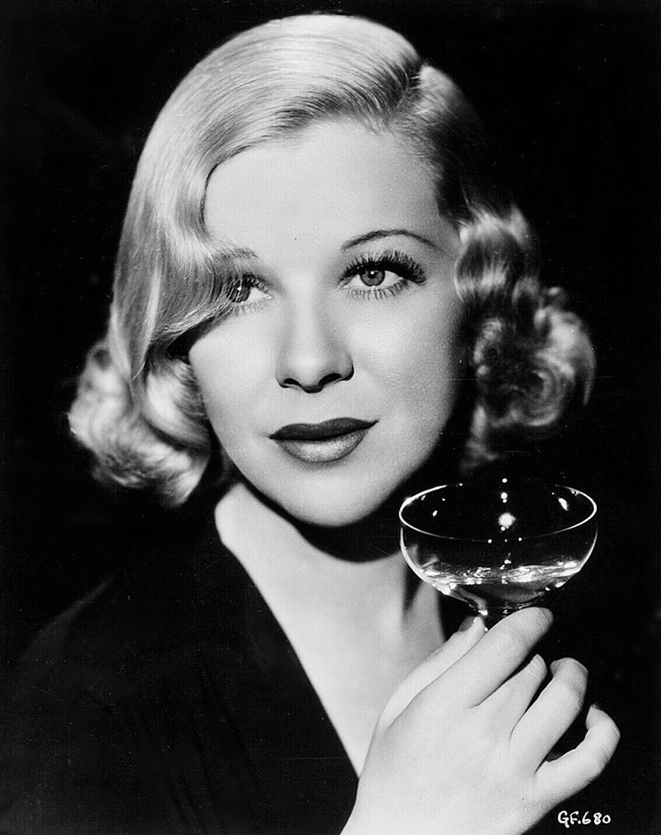 baileymarkham's tweet photo. Your Monday Glenda nightcap: Let's raise a glass of bubbly (or whatever is your poison) to Glenda Farrell Day on TCM! You've made me and lots of others absolutely giddy, TCM! This is a publicity still from 1936. #classicstars #TCM #GlendaFarrell https://t.co/TSIaytOPBH