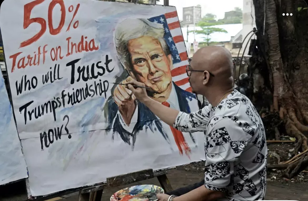 cosmic_pulse2's tweet image. 50% tariff from Trump sparks a storm 🌩️
India calls for a boycott of US brands like McDonald’s, Apple, Amazon &amp;amp; Coca-Cola.
Tensions rise, local goods gain support.
#TrumpTariff #BoycottUSProducts #IndiaUSRelations