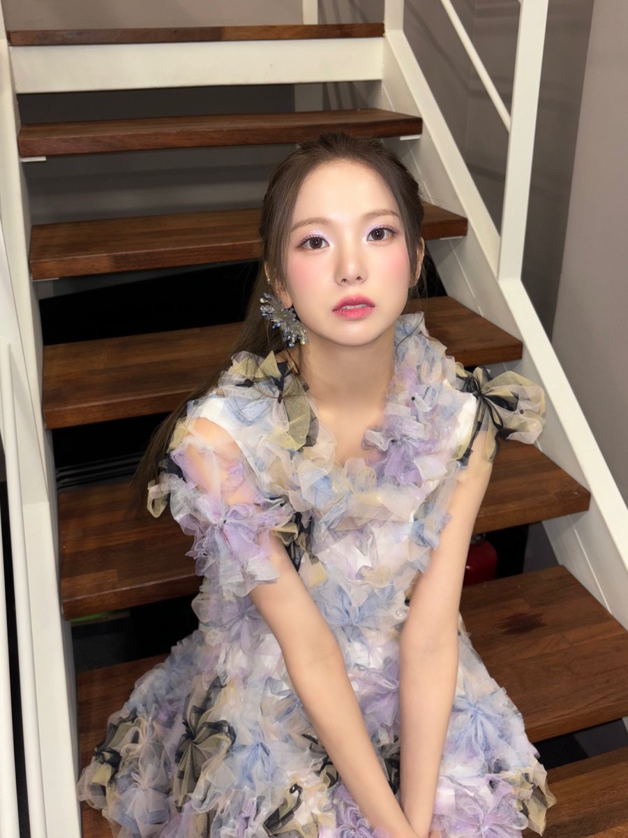 🎂] ✨ ユジン誕生日記念ビハインド写真公開 ✨ #최유진 #YUJIN