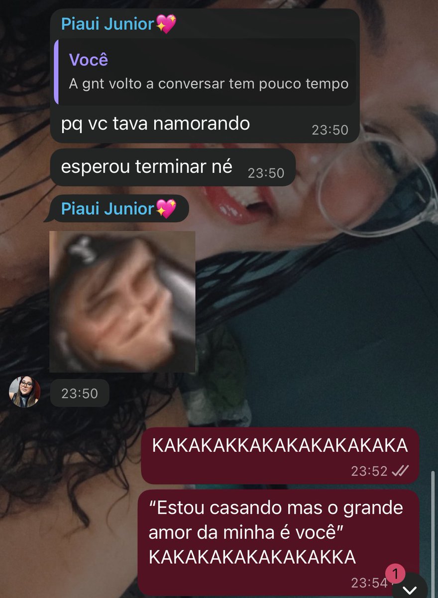 Juliaoberta's tweet photo. KKKKKKKKKKKKKK https://t.co/nycEbbkH1O