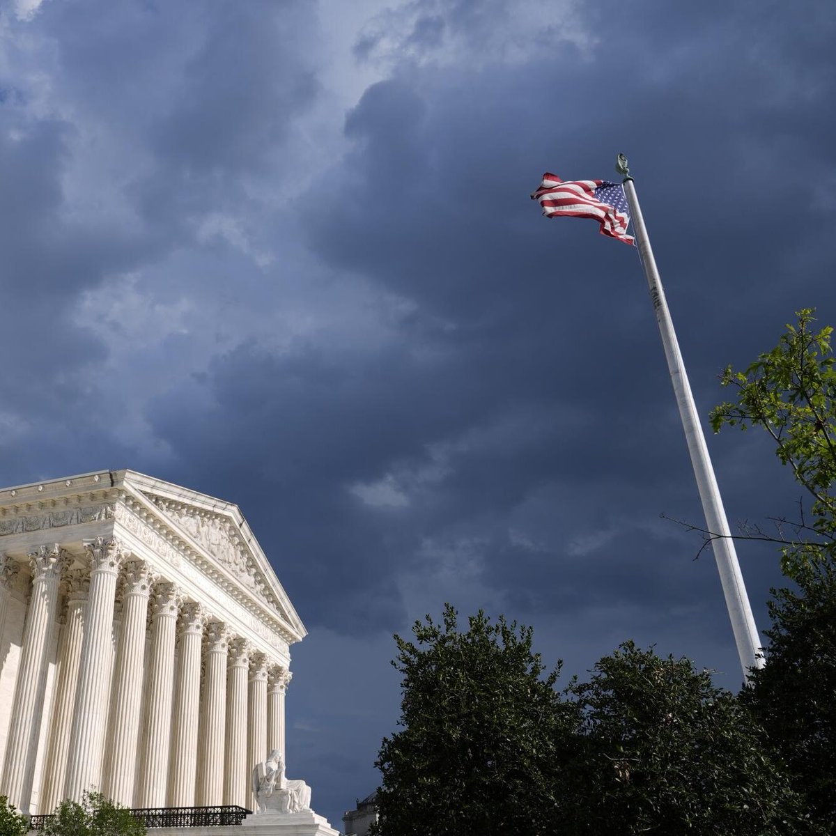 Henry Cavill has reportedly donated $2M+ to LGBTQ+ Non-Profit charities in the wake of the Supreme Court being asked to reverse their 2015 Historic Same-Sex Marriage legislation.