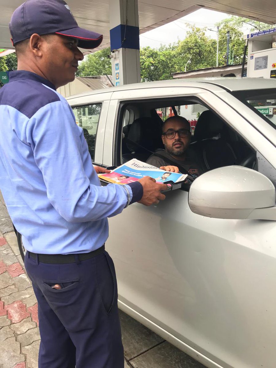 SSpanchshila's tweet image. Tuesday rolls in with easy smiles and fresh vibes!
At Panchshila, every stop comes with a dash of care, a sip of refreshment, and a reason to smile.
#TuesdayMood #ProjectAbhyuday

@HPCL @hardik_HPCL @hpcl_retail @Rg03Goel @BanaySingh07