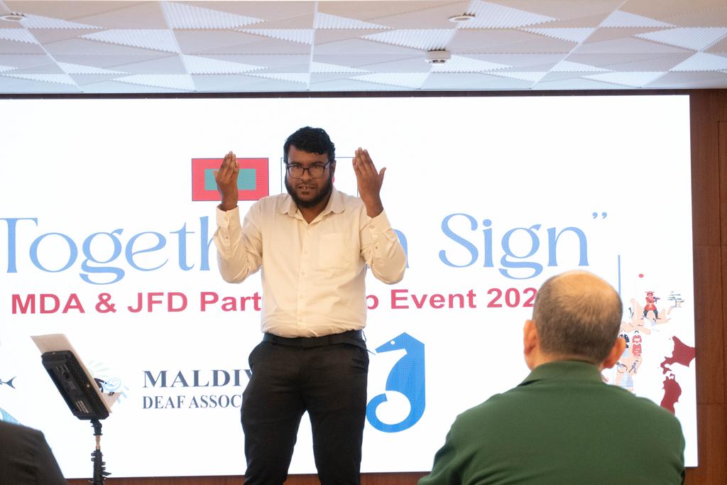 deafmaldives's tweet photo. It was a great honor to host an event with JFD @Official_X_JFD and MDA members to celebrate our collaborative efforts and acknowledge the valuable support from JFD in the development of MDA, its members, and MvSL. https://t.co/fax7txVoCy