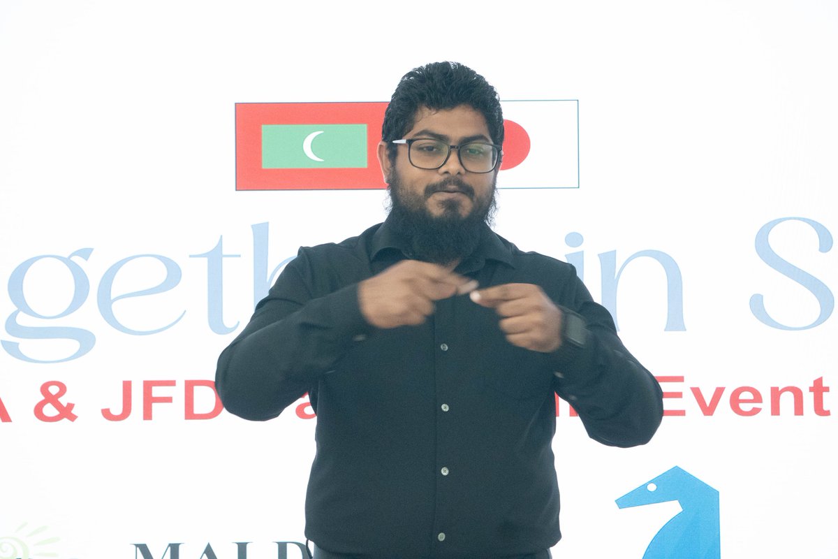 deafmaldives's tweet photo. https://t.co/UrJYWLDu2I