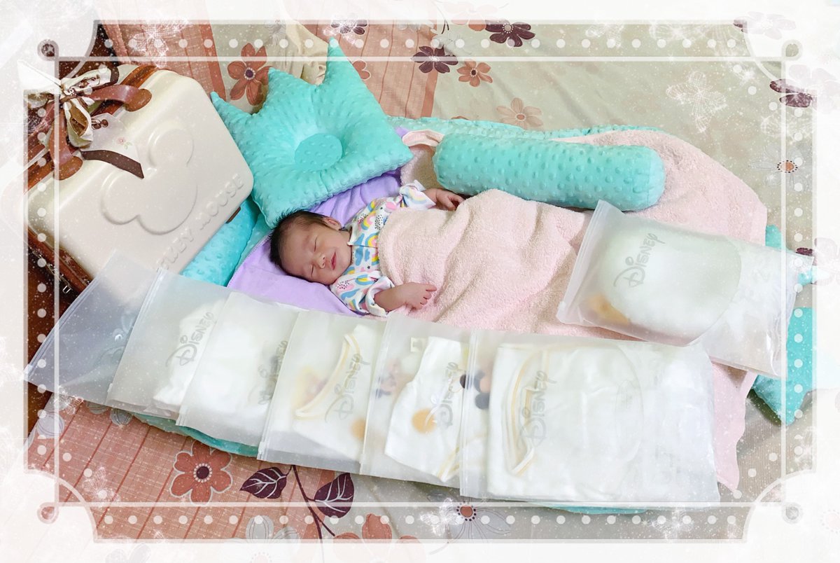 MelodiizM's tweet photo. น้องคีตะ  ขอบคุณครับน้าตูน 😘
@ctnjtp 💕
ผมได้ชุดมิกกี้เม้าส์หล่อๆเต็มไปหมดเลยครับ
เดี๋ยวแม่ซักให้แล้วผมจะใส่มาอวดนะครับ
🙏🏻 ขอบคุณครับ 🙏🏻 https://t.co/hMu7ar2VnT