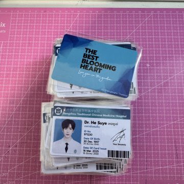 note_paper_pp's tweet image. รับผลิตการ์ดpvc บัตรนักเรียน บัตรประจำตัว
ราคาใบละ16บาท
ปริ้นหน้า-หลัง
สอบถามเพิ่มเติมทักไลน์หรือเดม
Line:@775mlgeg (มี@)
#การ์ดpvc #บัตรpvc #บัตรประจำตัว #การ์ดบัส #รับทําของแจกหน้าคอน #รับทำบัตรpvc #รับทําของแจก #รับผลิตgiveaway #บัตรคอนเสิร์ต