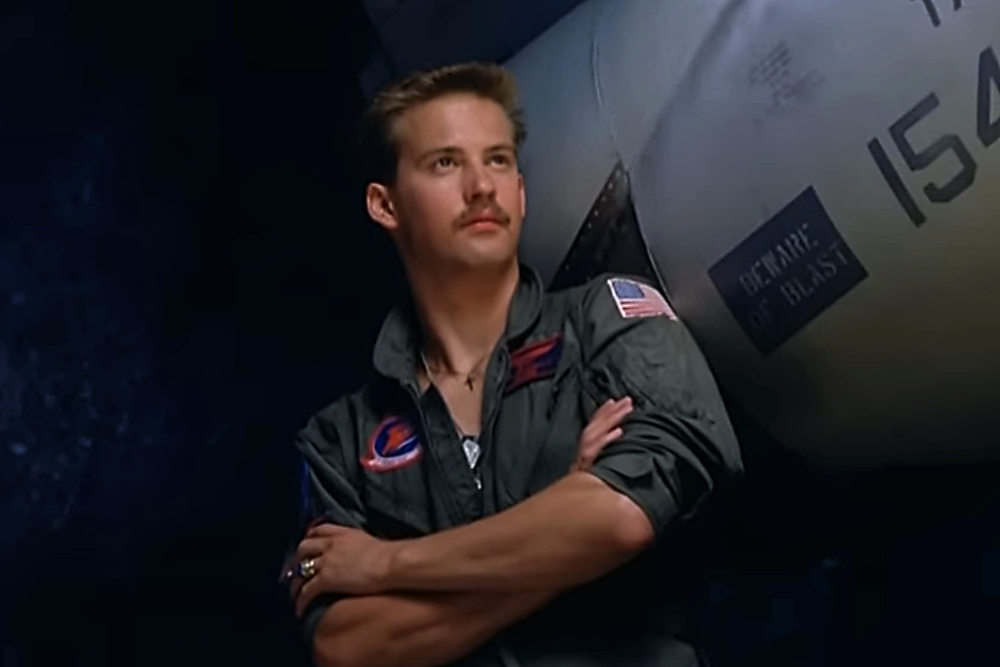 Anthony Edwards as LTJG Nick "Goose" Bradshaw in Top Gun