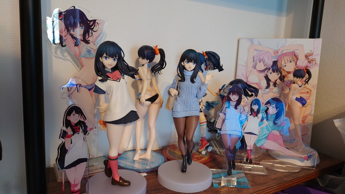 #グリッドマン　#宝多六花　みなさまこんにちは(*‘ω‘ *)六花のフィギュアの増援が我が軍に届きましたー(●´ω｀●)造形が素晴らしすぎて感動の涙がでますー(^○^)我が六花軍がさらに充実ですーヤッター!ヤッター!