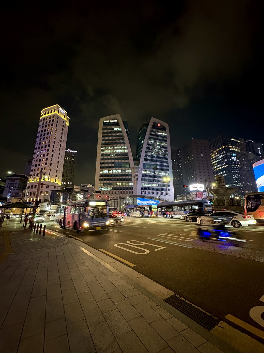 ソウルに来ました🔥

スンドゥブを食べたい🍲