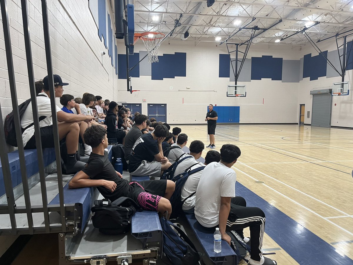 Chuck Hyppa (@chuckhyppa) on Twitter photo Grateful! Thank you Coach Clay for the opportunity to serve your student athletes at the 🚾!
<a href="/CoachClayBewley/">Clay Bewley M.Ed. CSCS</a>
<a href="/CoachColletti/">Joseph Colletti - M.Ed</a>
Who’s next? DM me let’s work!! Grateful! Thank you Coach Clay for the opportunity to serve your student athletes at the 🚾!
<a href="/CoachClayBewley/">Clay Bewley M.Ed. CSCS</a>
<a href="/CoachColletti/">Joseph Colletti - M.Ed</a>
Who’s next? DM me let’s work!!