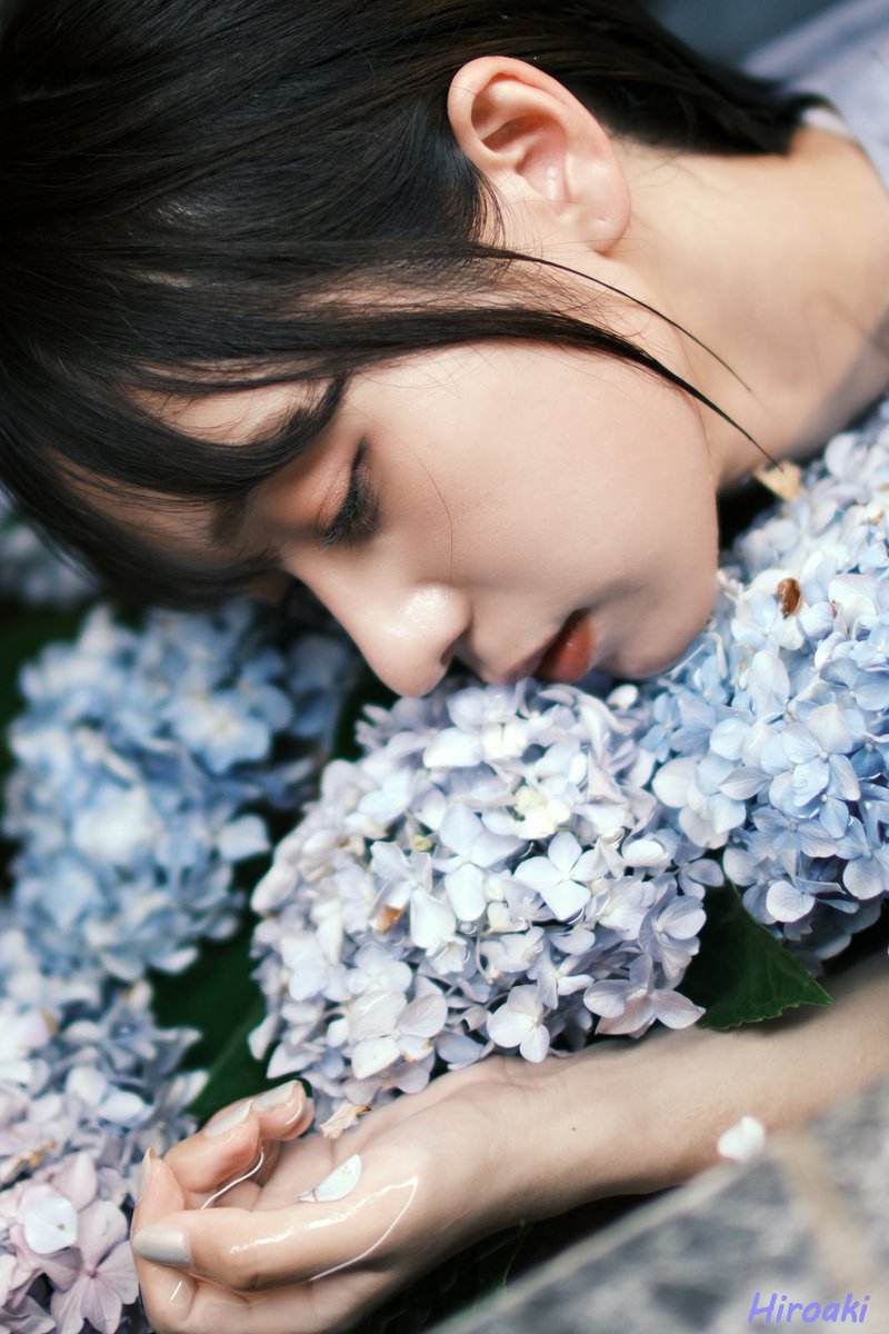 moment5712's tweet image. 花の季節、水にほどけて

model: 立川 楓 さん  @kaeden_portrait 

femtoポートレートサークル  @femto_munimu
FUJIFILM X-T5＋NOKTON 35mm f0.9  
#立川楓 #femto_pc #ポートレート #portrait #photography