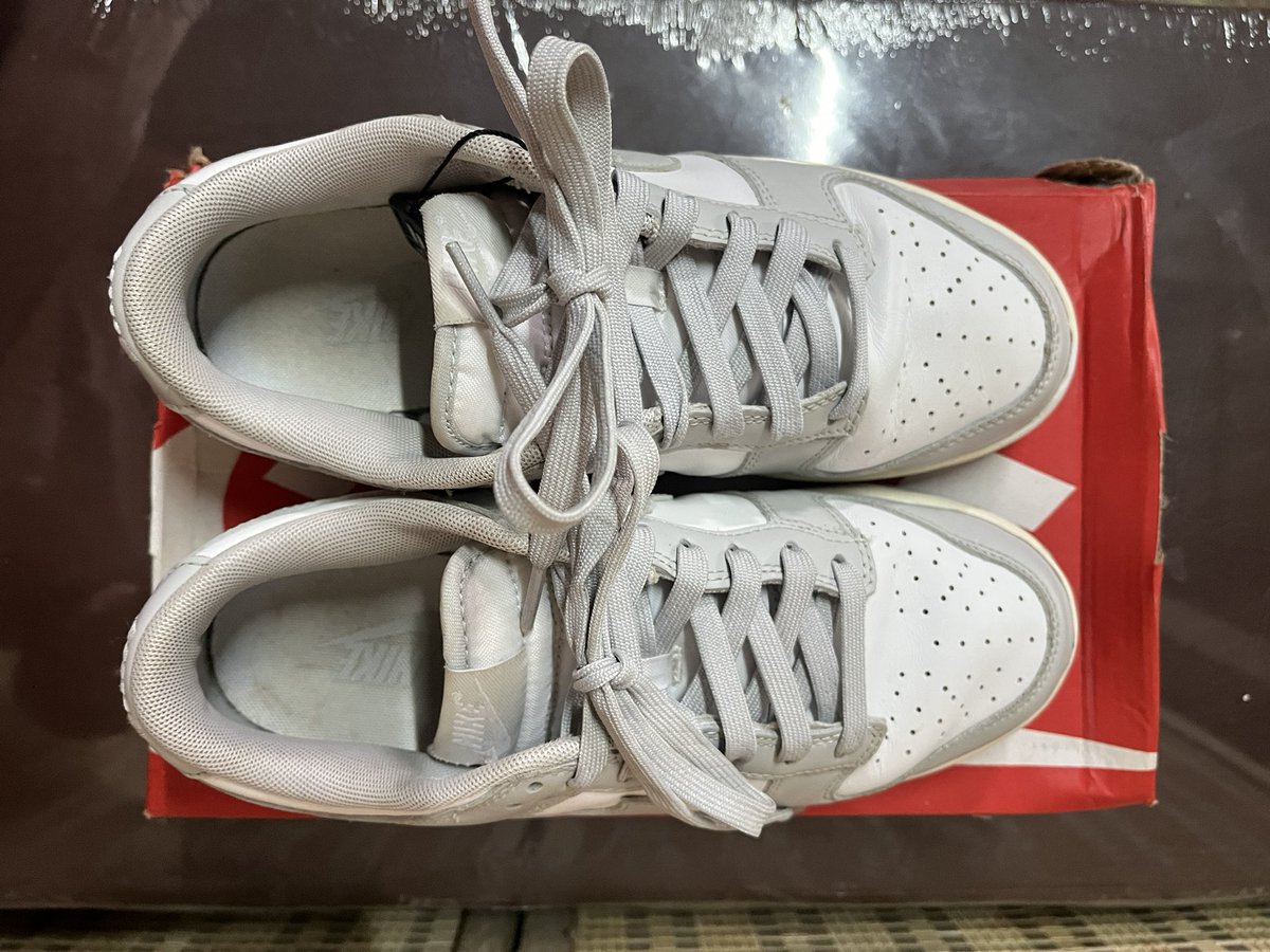 Peepew9's tweet photo. Nike dunk low grey fog 

Size 7us / 40

2,900 พร้อมโอนลดได้

ซื้อจาก sasom มือ 1 มีป้าย ข้างนอกยังดี พื้นข้างในมีรอยนิดหน่อยค่ะ

#ส่งต่อรองเท้า #ส่งต่อรองเท้ามือสอง #รองเท้ามือสอง #รองเท้ามือสองของแท้ #ส่งต่อเสื้อผ้า  #รองเท้าผ้าใบมือสองของแท้ #ตลาดนัดnct #adidas #nike #converse https://t.co/gYNzIW4mCI