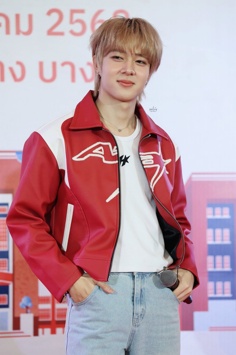 ท่าซีพฤกษ์ by นุนิว

Thailand Post x NuNew
#ไปรษณีย์ไทยxNuNew
<a href="/CwrNew/">NuNew</a> #NuNew #ZeeNuNew 
<a href="/zee_pruk/">Z</a> #ZeePruk