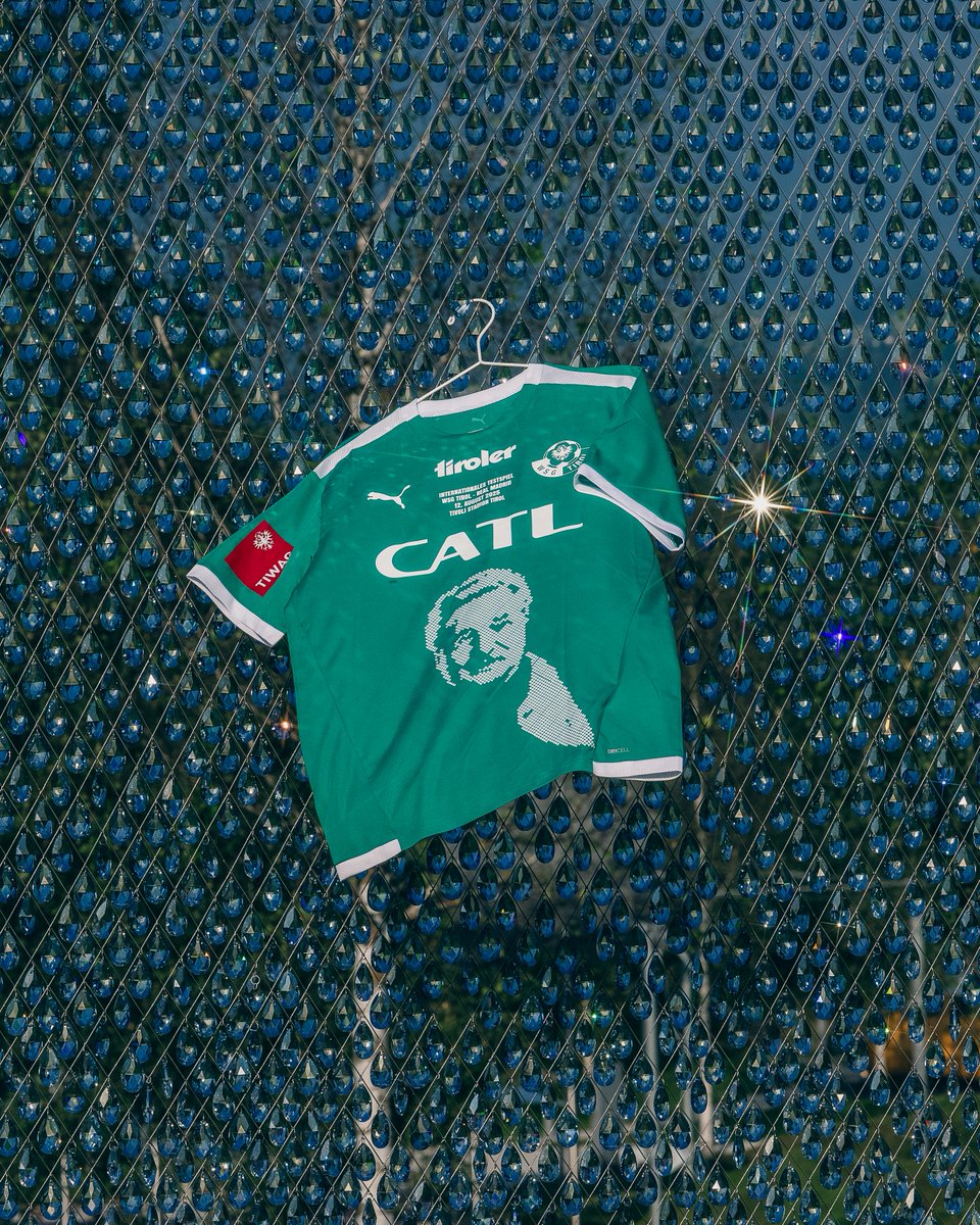 Eine Hommage an Gernot Langes: Unser Sondertrikot zu 95 Jahren WSG 🎞️

Im April 1930 gegründet, feiert unsere WSG im Jahr 2025 ihr 95-jähriges Bestehen. 95 Jahre voller Geschichte, Tradition und Leidenschaft für den Tiroler Fußball. 🟢⚪️

#WirSiegenGemeinsam