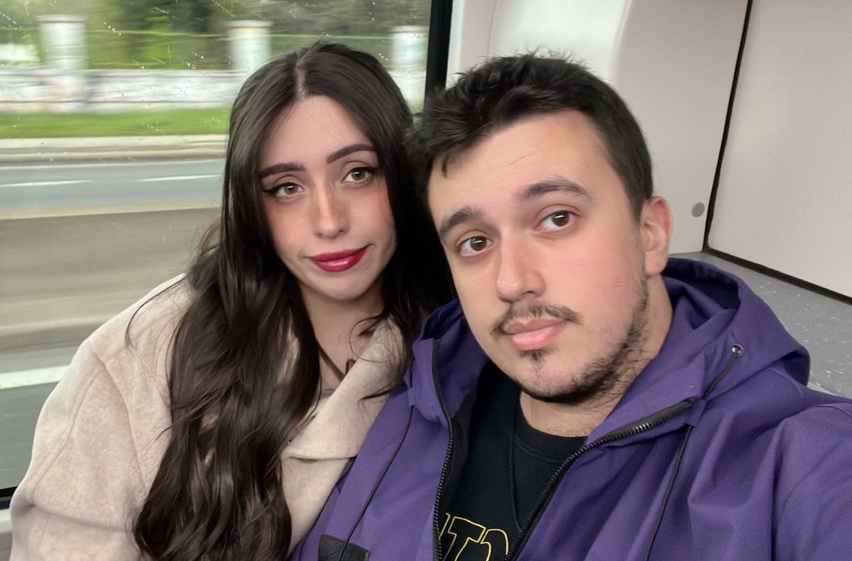 hxghwind's tweet photo. Felices 4 años a mi persona favorita en el mundo 💛💛💛 https://t.co/6XChJL5VTf