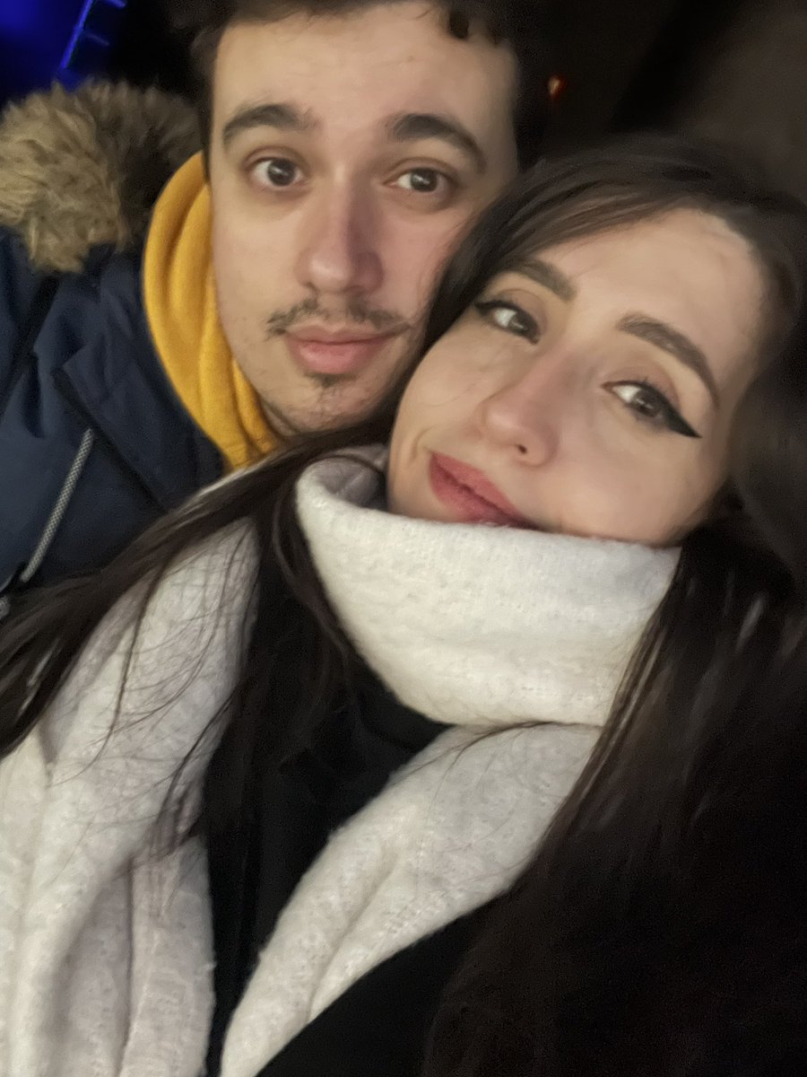 hxghwind's tweet photo. Felices 4 años a mi persona favorita en el mundo 💛💛💛 https://t.co/6XChJL5VTf