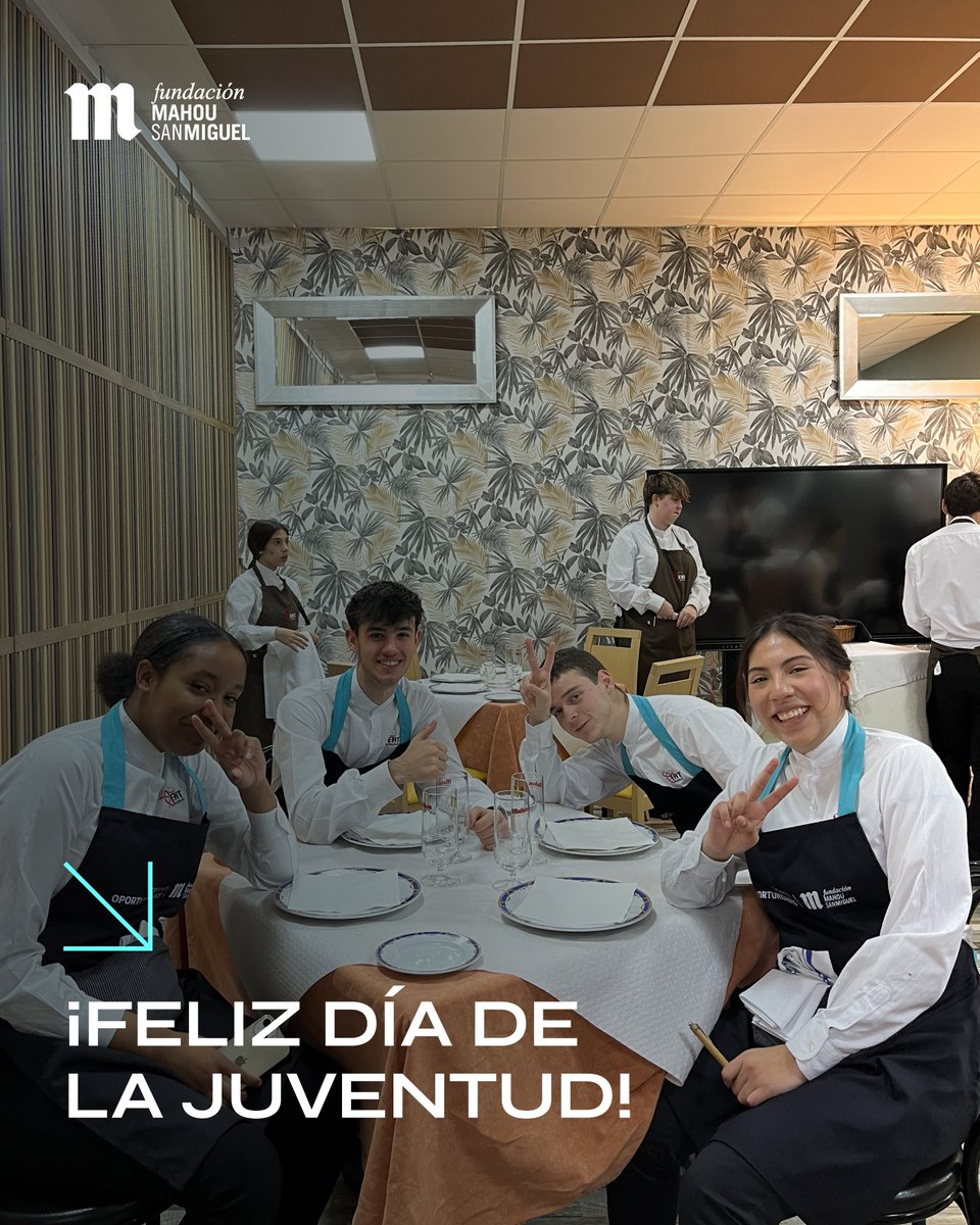 Hoy celebramos a quienes están construyendo el futuro con pasión, esfuerzo y muchas ganas de aprender: nuestros #alumnos.🎓 Con talento y actitud, se atreven a soñar y, lo más importante, a trabajar por esos sueños. 💪
Gracias por dejarnos ser parte de vuestro camino. 💙