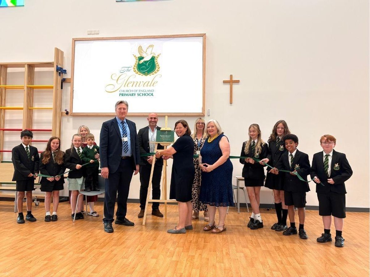 GlenvalePark's tweet photo. The Glenvale Church of England Primary School was officially opened by the Rt Reverend Debbie Sellin, in a celebration attended by pupils, families and members of the wider community.

Find out more: https://t.co/91prE5gXmQ https://t.co/AQnITWpH2d