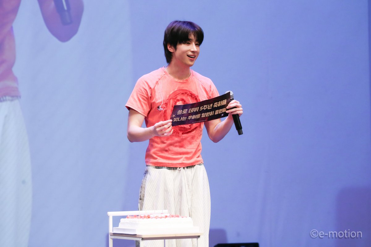 asian_hana's tweet photo. ハン・スンウ 夏の来日イベント大盛況で閉幕！11月8日に「2025 HAN SEUNG WOO LIVE “CHILL ON STAGE” in JAPAN」開催決定!!🎉
＜オフィシャルレポート＞

https://t.co/1EUCUW7C2t
　
@HanSeungWoo_twt
@wooya_twt
@auraentofficial
#한승우 #HANSEUNGWOO 
#ハンスンウ #HAN_A https://t.co/ZEnWC3yqLW